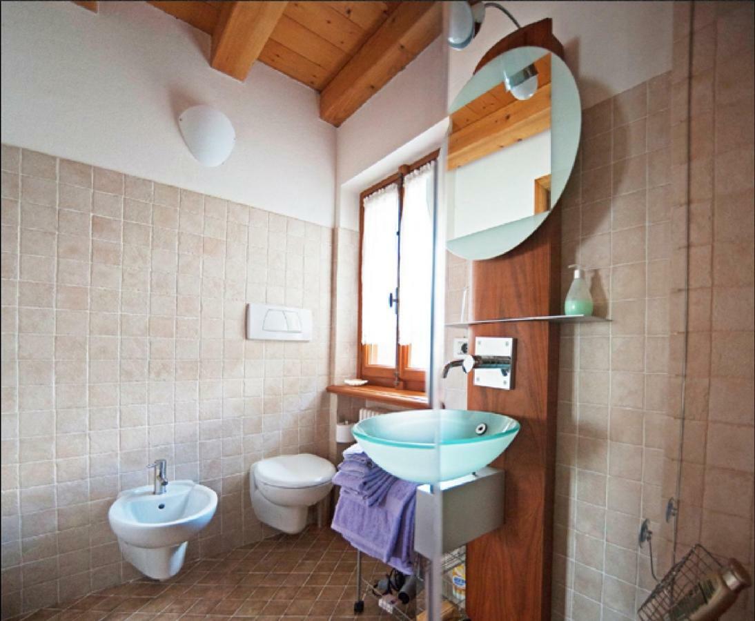 Bus De L'Och Bed & Breakfast Feltre Exterior foto